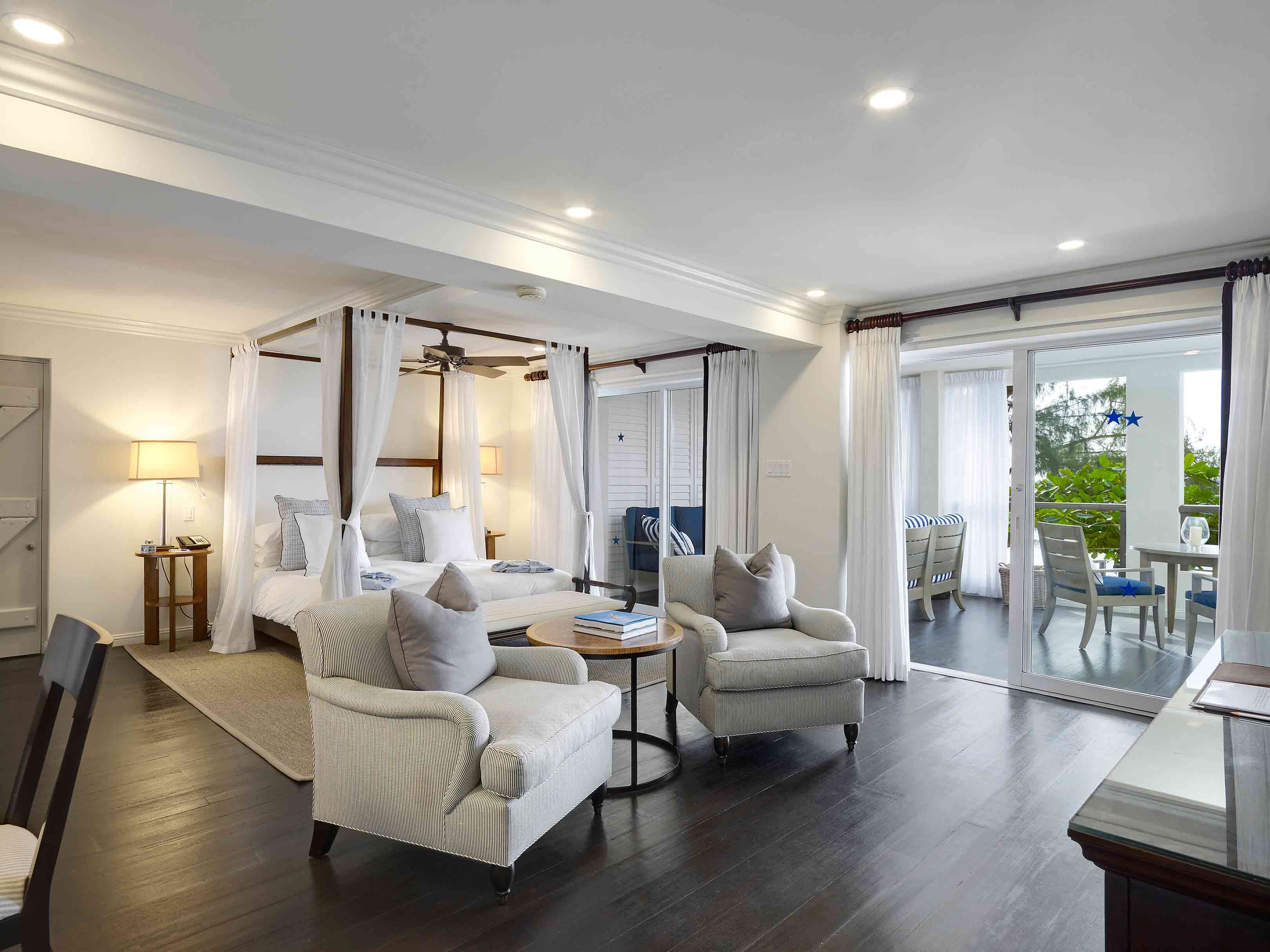 The Lone Star Hotel Buick Suite