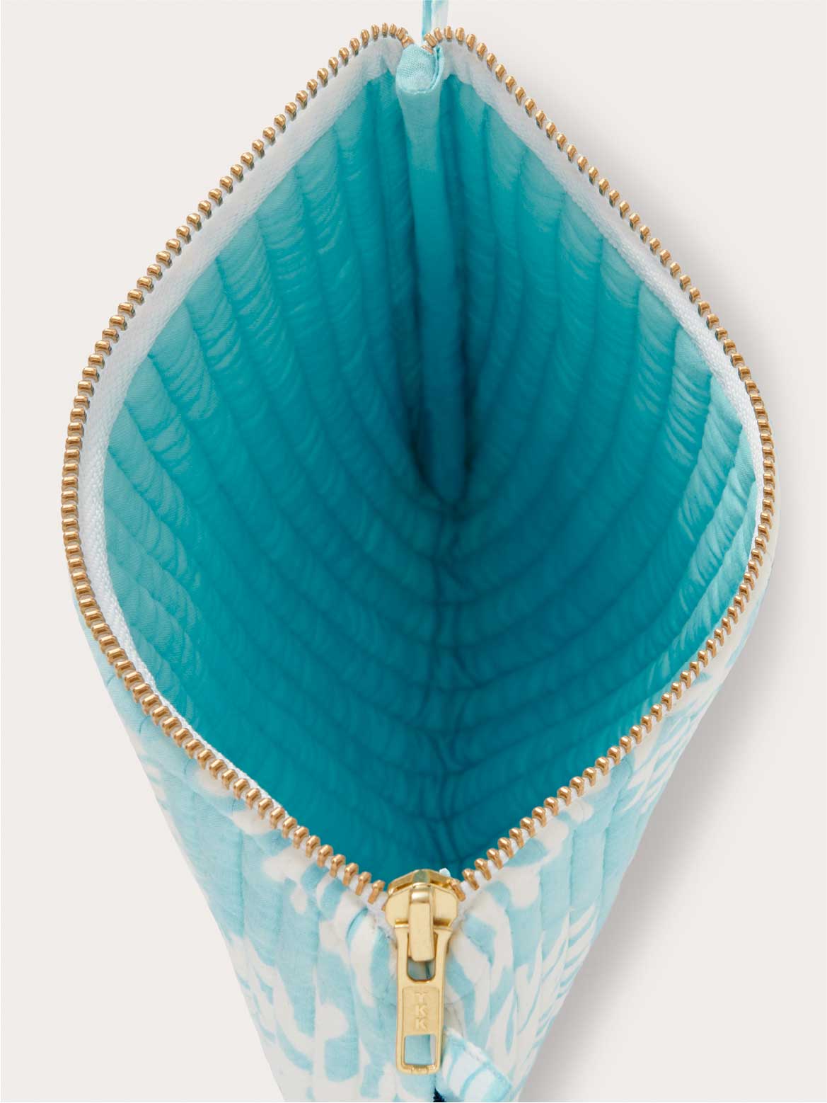 Blue and white beach clutch bag