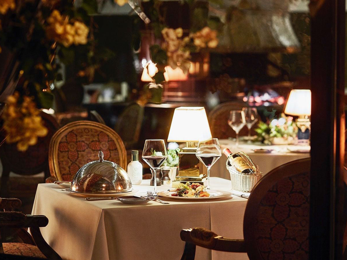 Dining at the Marbella Club hotel