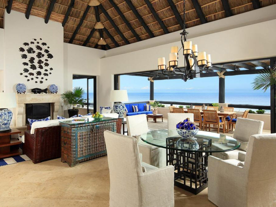 inside the luxury suite at Esperanza