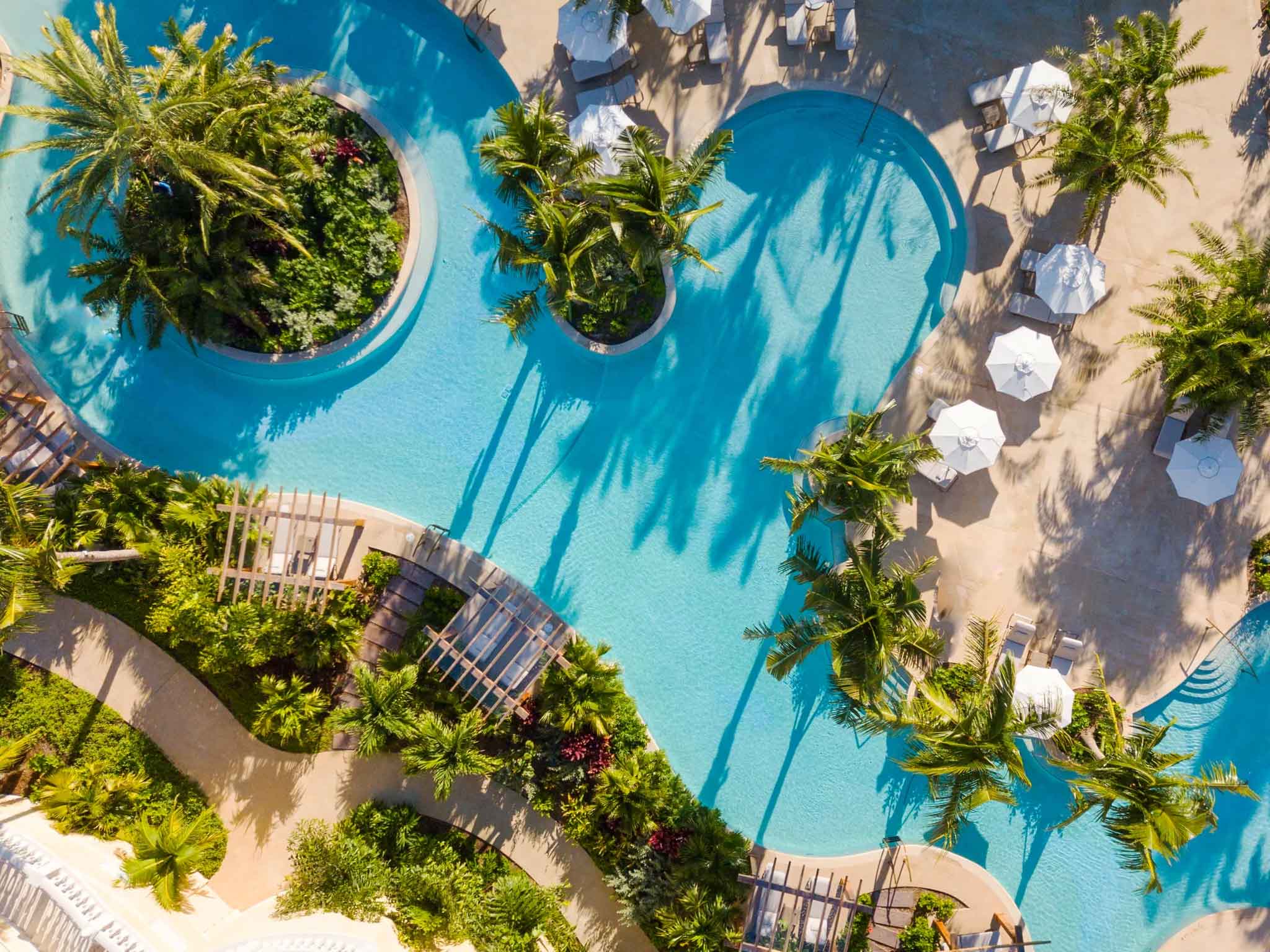 Aerial view of Rosewood Baha Mar pool
