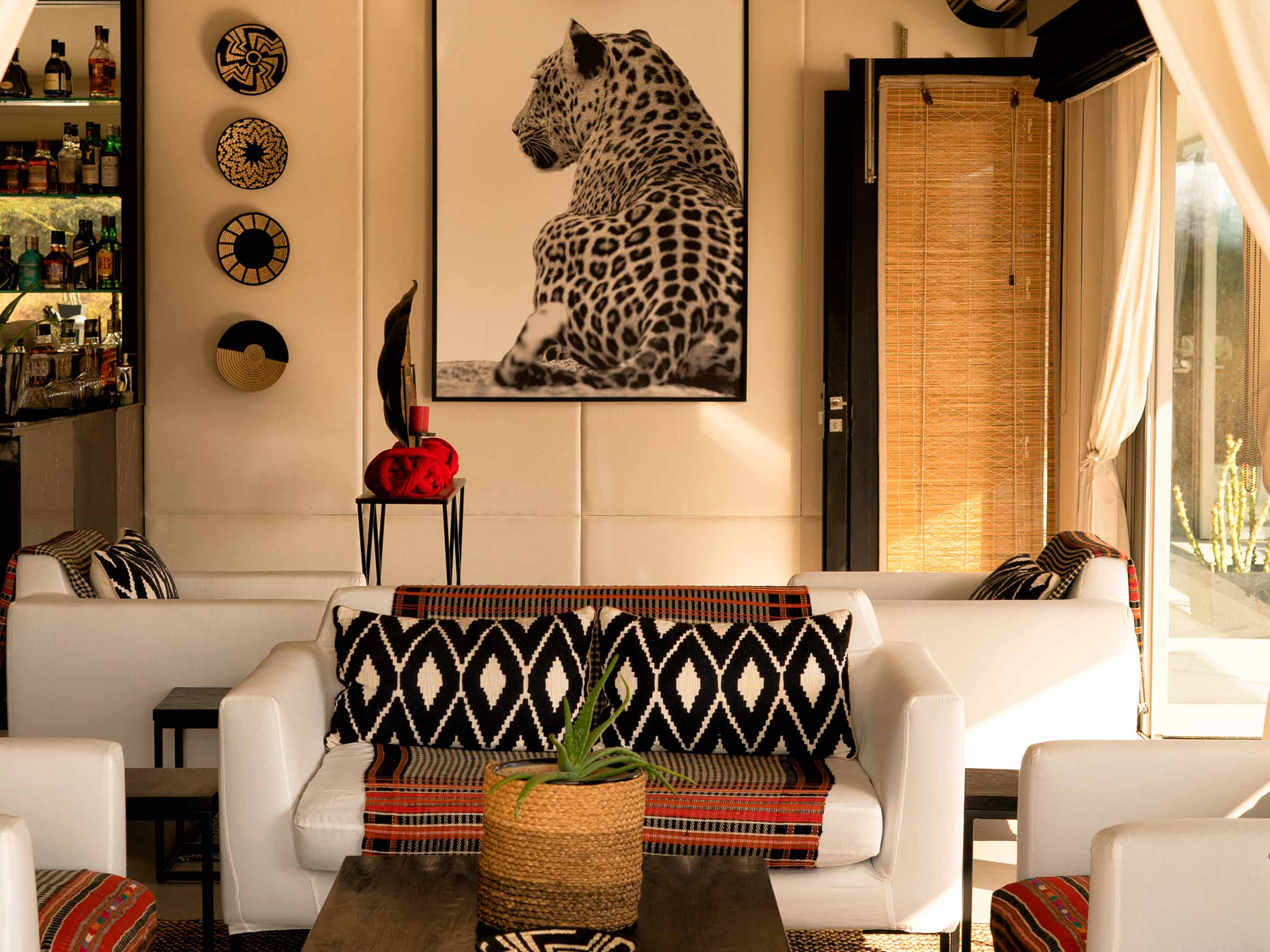 Main bedroom at SUJÁN Jawai