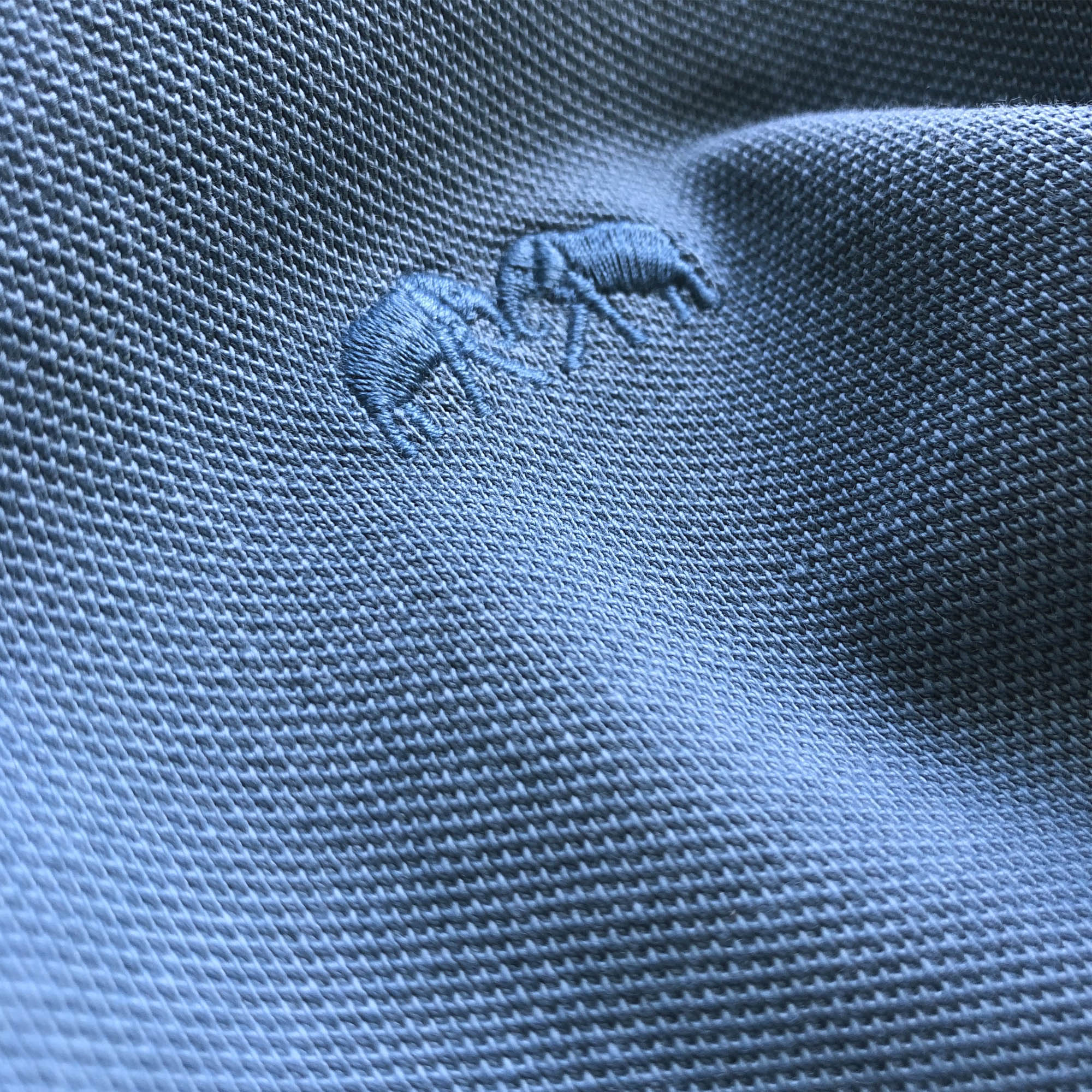french-blue-kids-polo-shirt-pensacola-detail