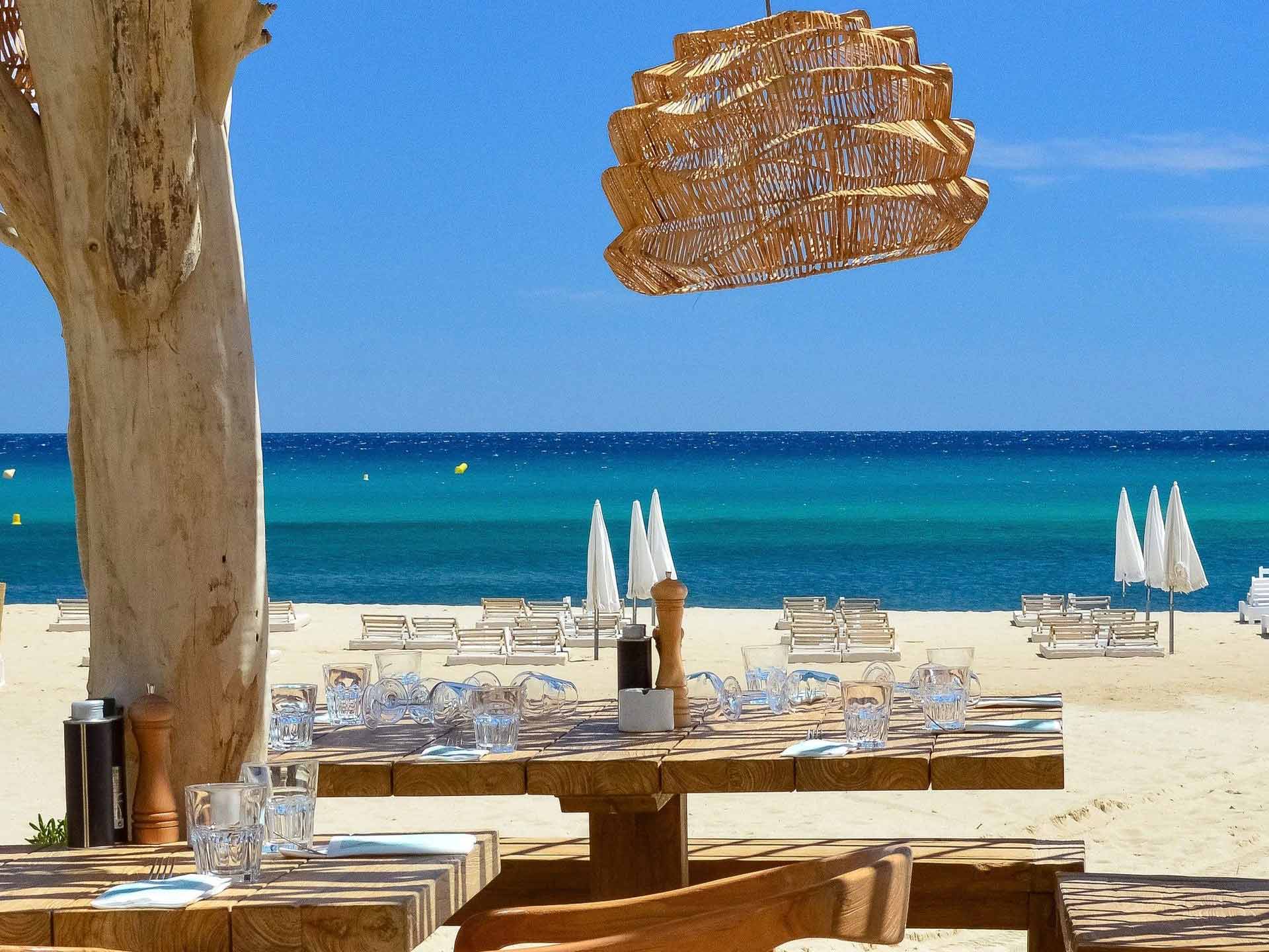 Cabane Bambou beach restaurant France