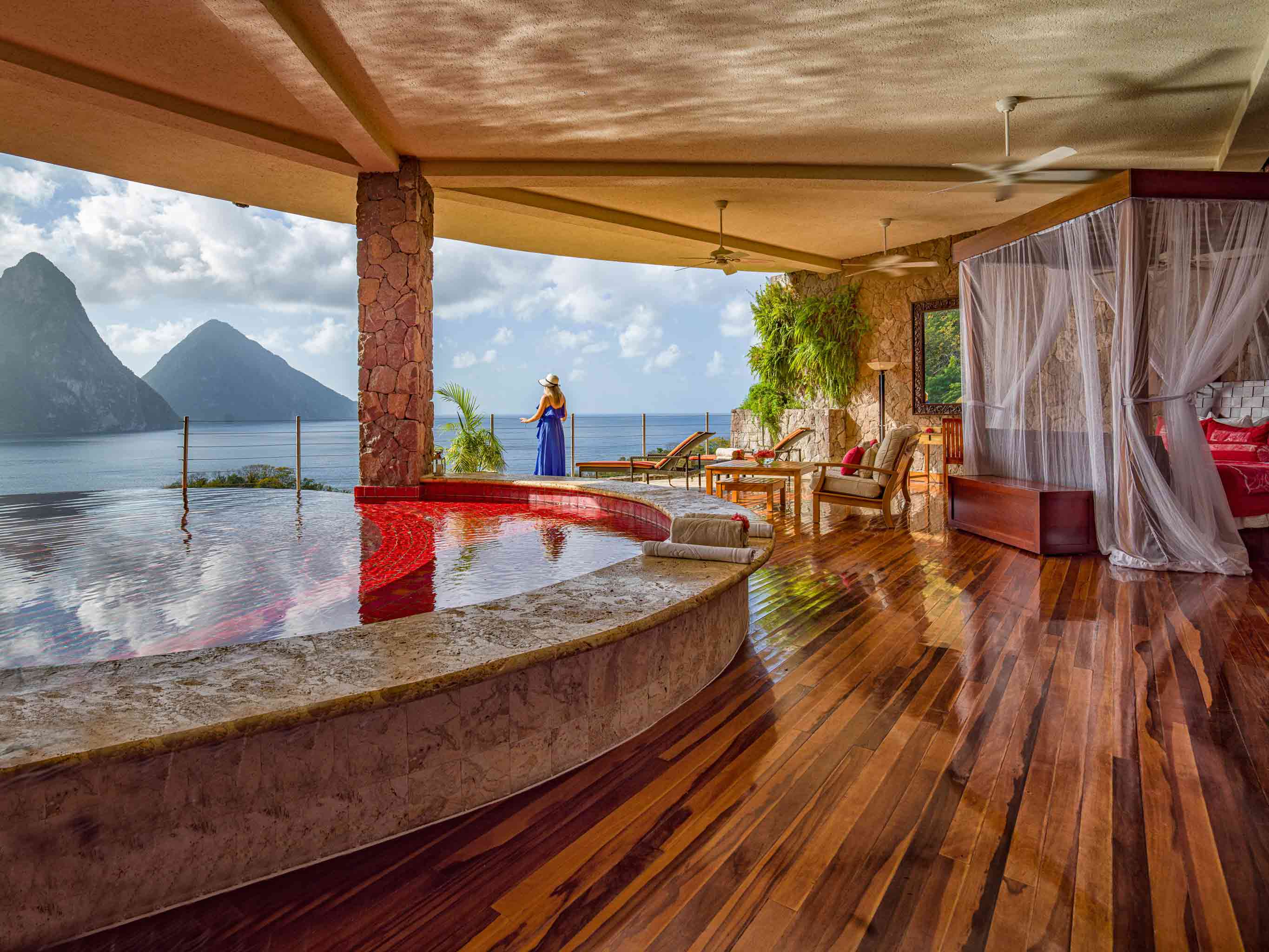 Jade Mountain Hotel Room