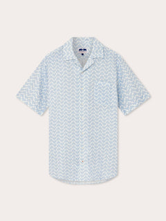 Men's Elephant Palace Sky Arawak Linen Shirt with elephant and Indian palace print. Men's linen shirt with short sleeves, and button-up front. Old money style shirt with camp collar in sky blue.