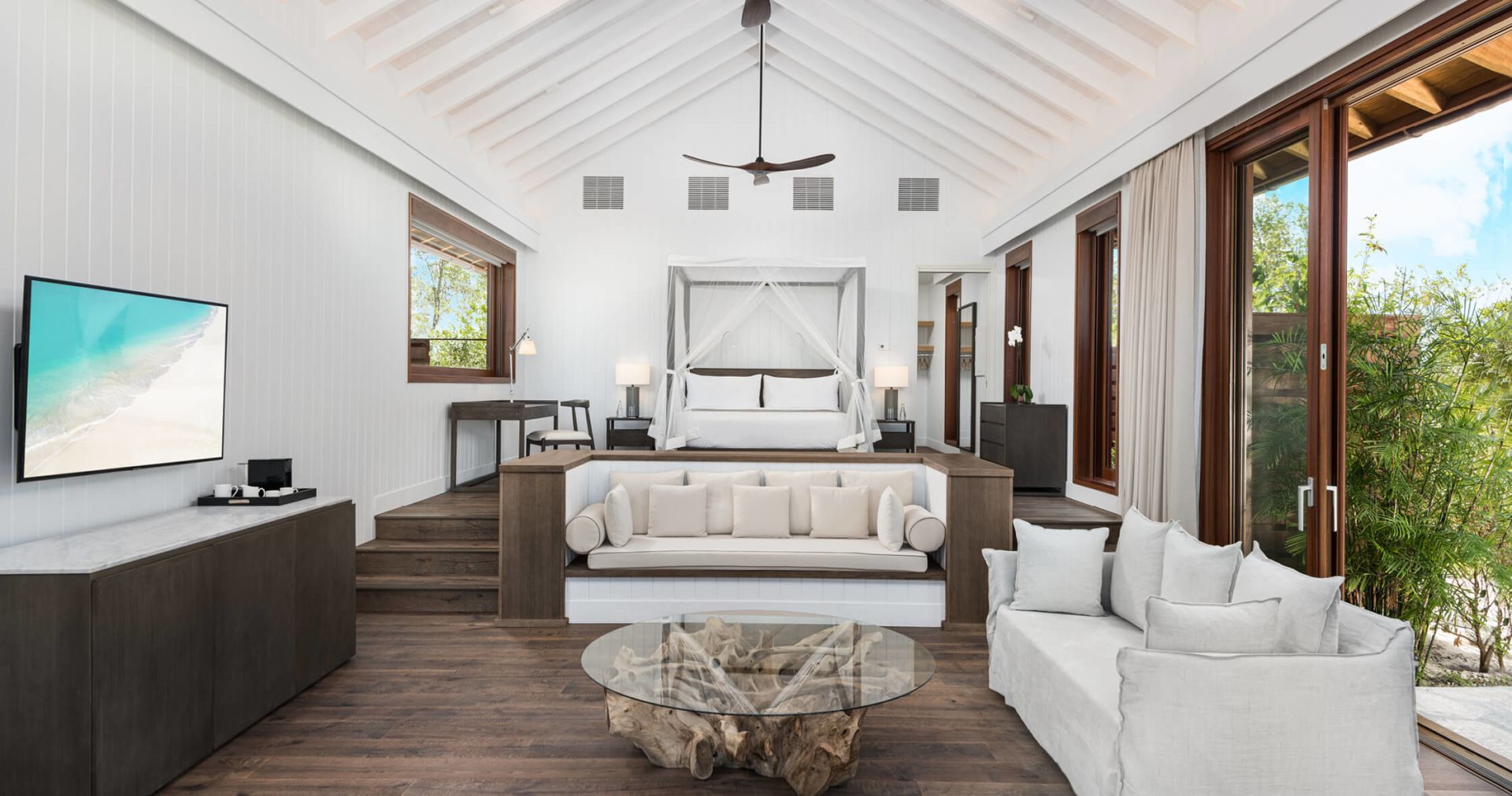 room at como parrot cay