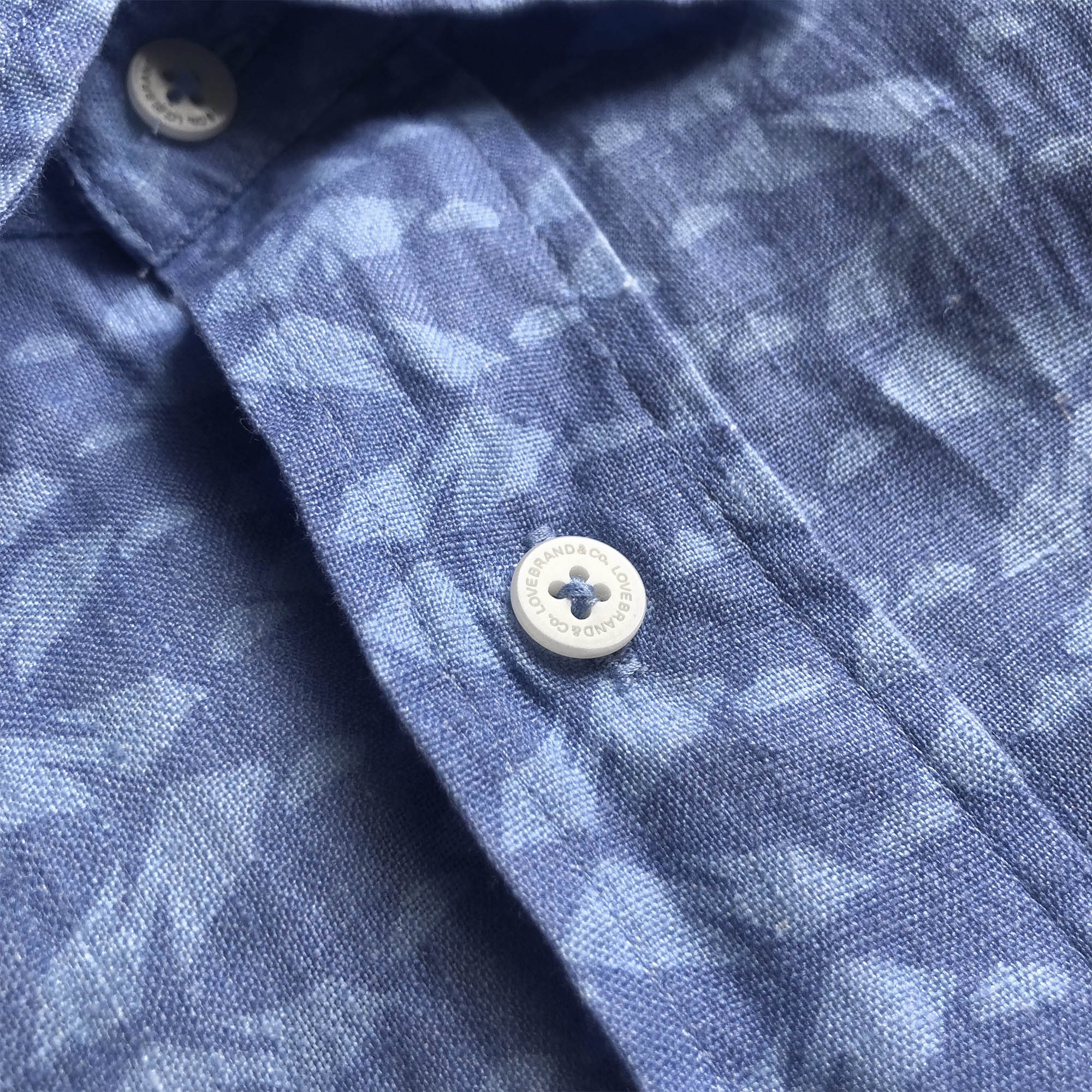 change-your-tuna-printed-abaco-linen-shirt-button