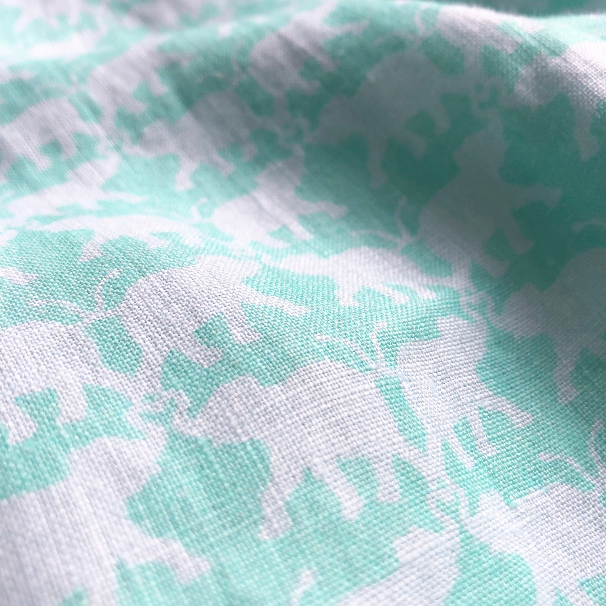 elephant-dance-mint-printed-linen-shirt-mens-detail